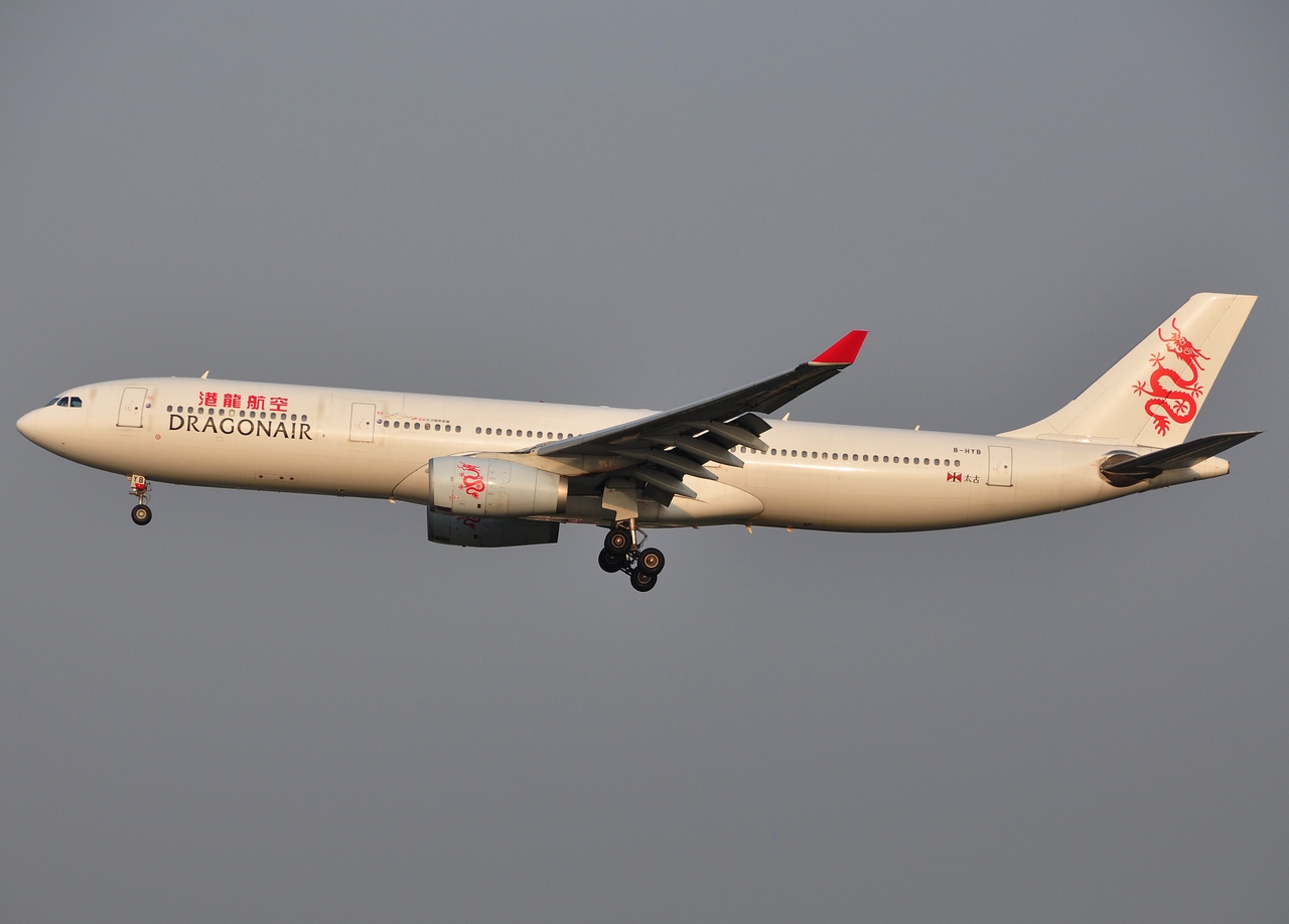 B-HYB - A330-342 - Dragonair - PEK - 21-09-2013