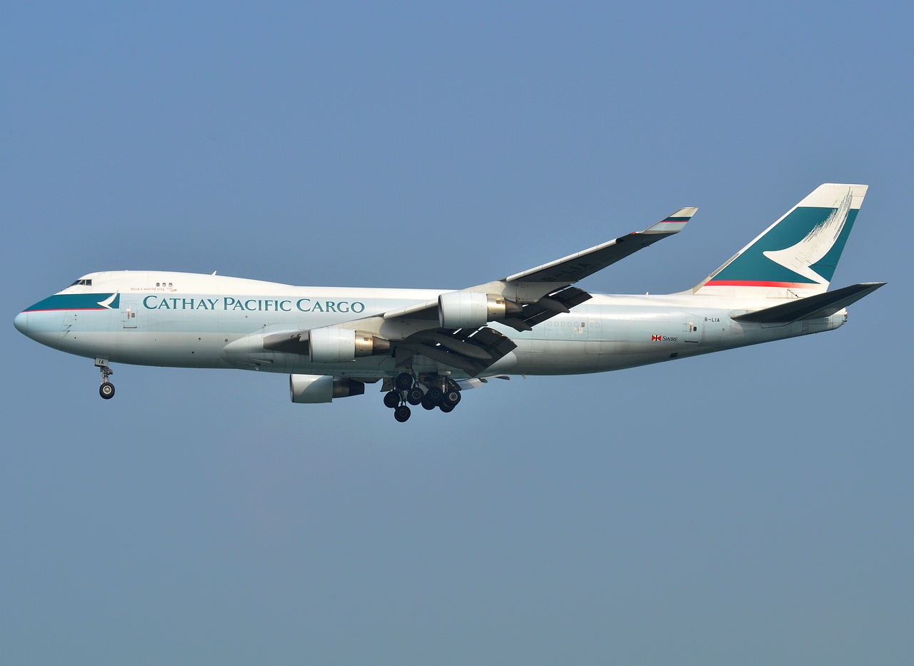 B-LIA - 747-467F(ER) - Cathay Pacific Airways - HKG - 23-01-2013