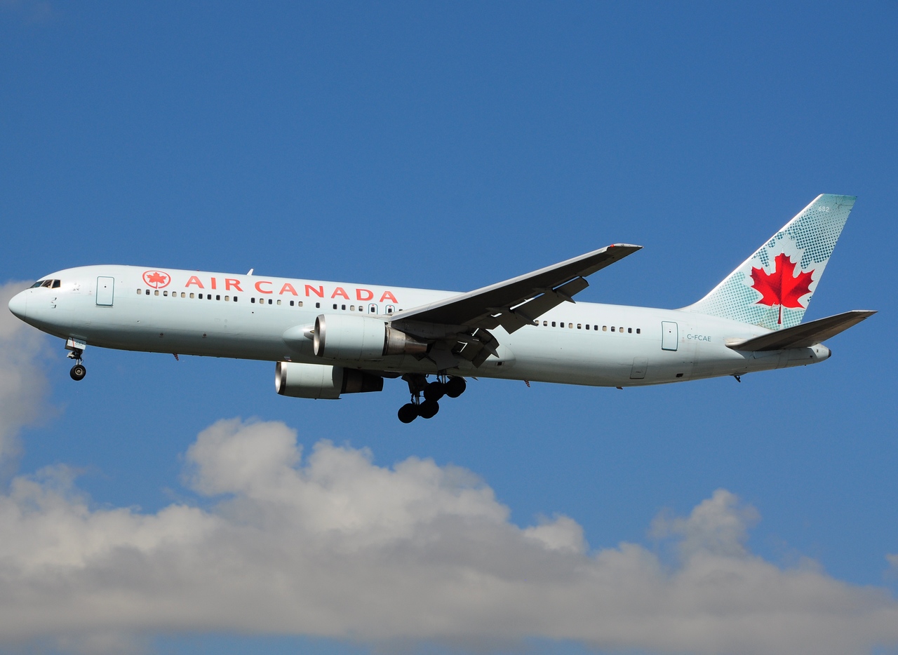 C-FCAE - 767-375(ER) - Air Canada - GRU - 06-06-2013