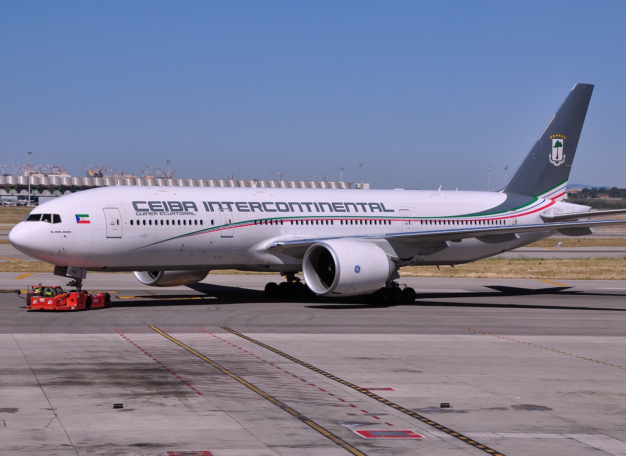 CS-TQX - B777-2FB(LR) - Ceiba Intercontinental - MAD - 01-06-2013