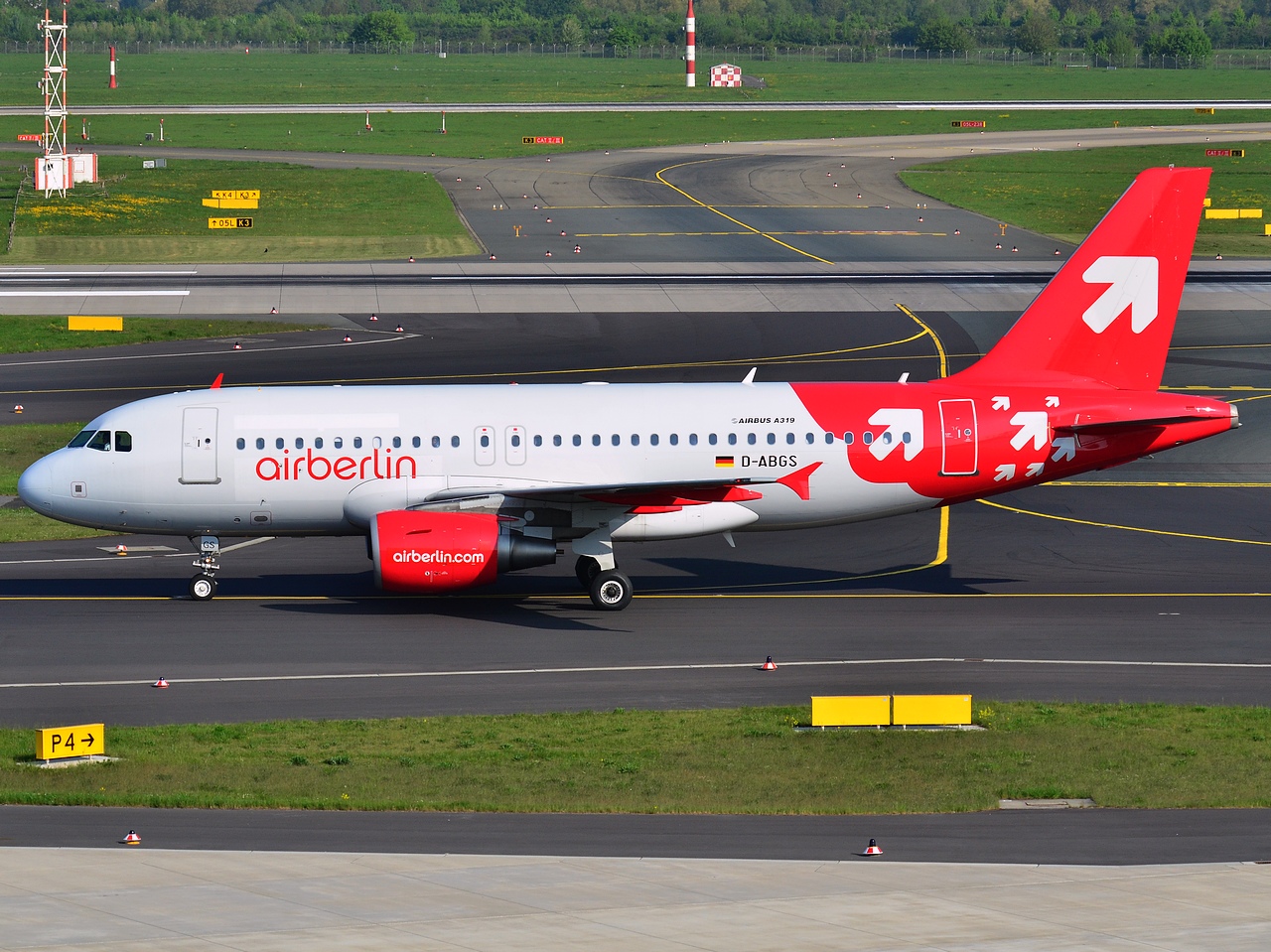D-ABGS - A319-112 - Air Berlin - DUS - 06-05-2013