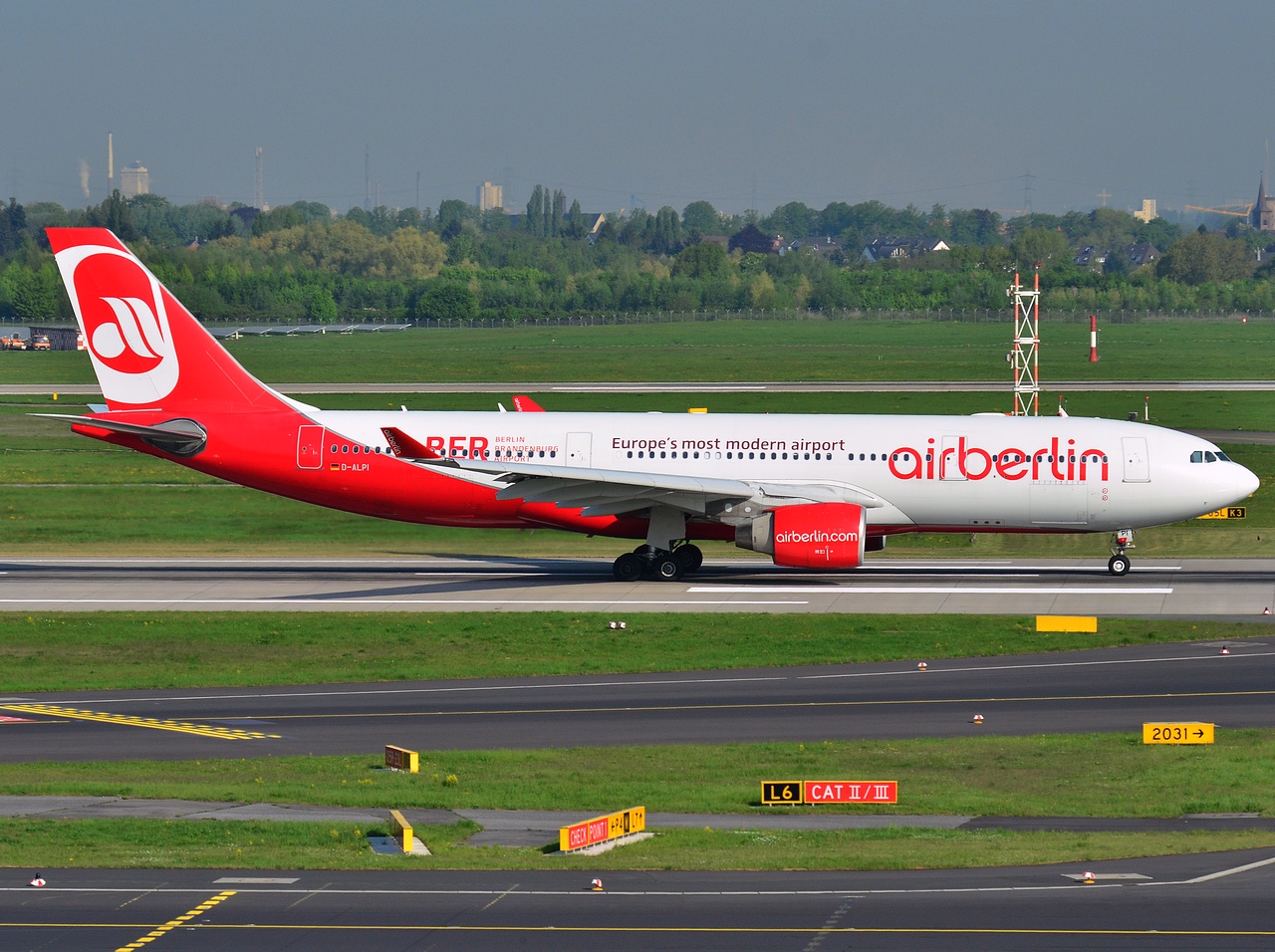 D-ALPI - A330-223 - Air Berlin - DUS - 06-05-2013