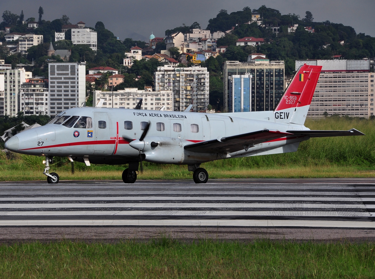 FAB2327 - Embraer IC-95B - Brasil Air Force - SDU - 04-06-2013