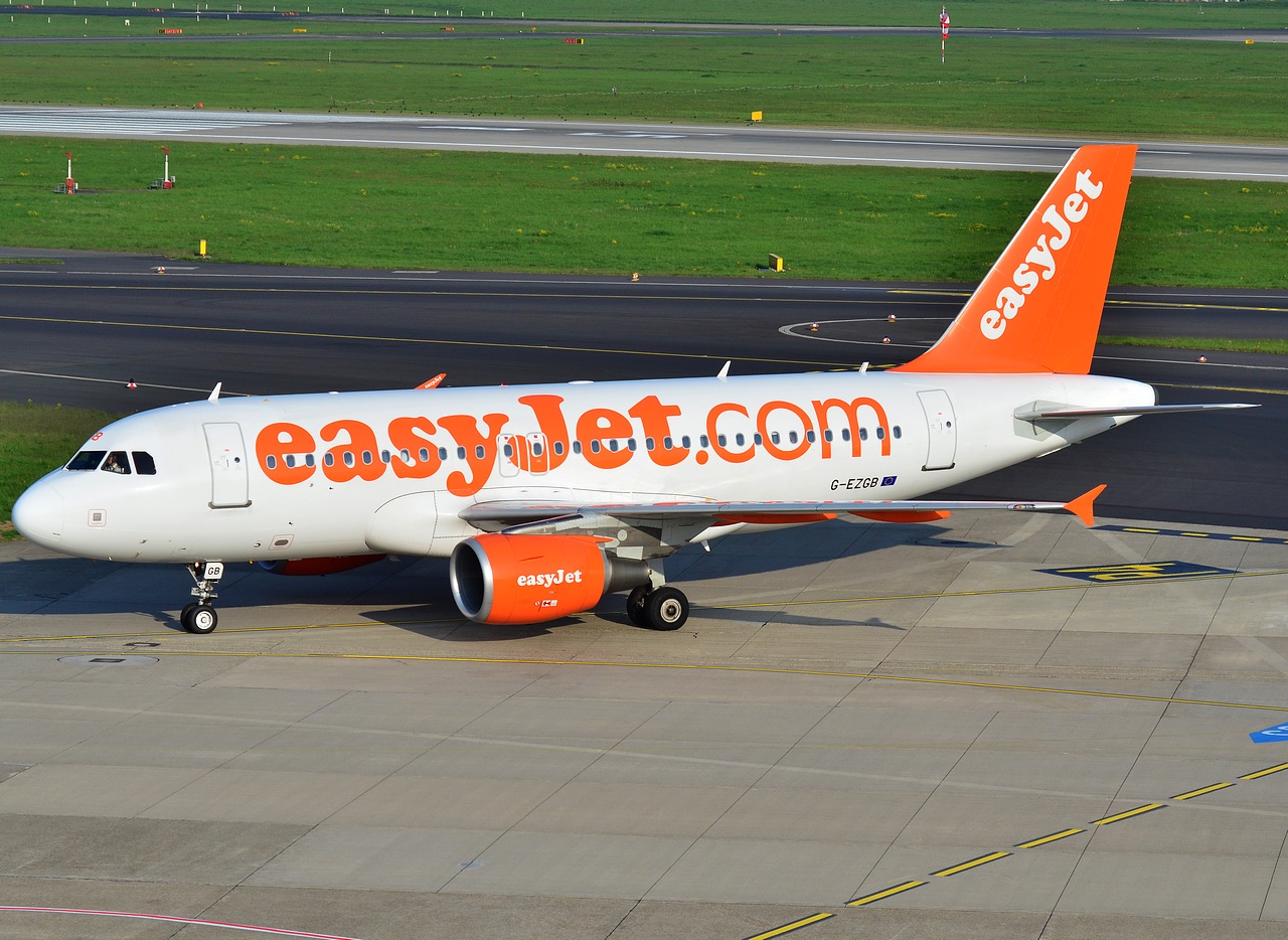 G-EZGB - A319-111 - easyJet - DUS - 06-05-2013