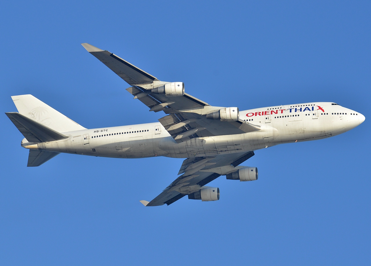 HS-STC - 747-412 - Orient Thai Airlines - HKG - 22-01-2013