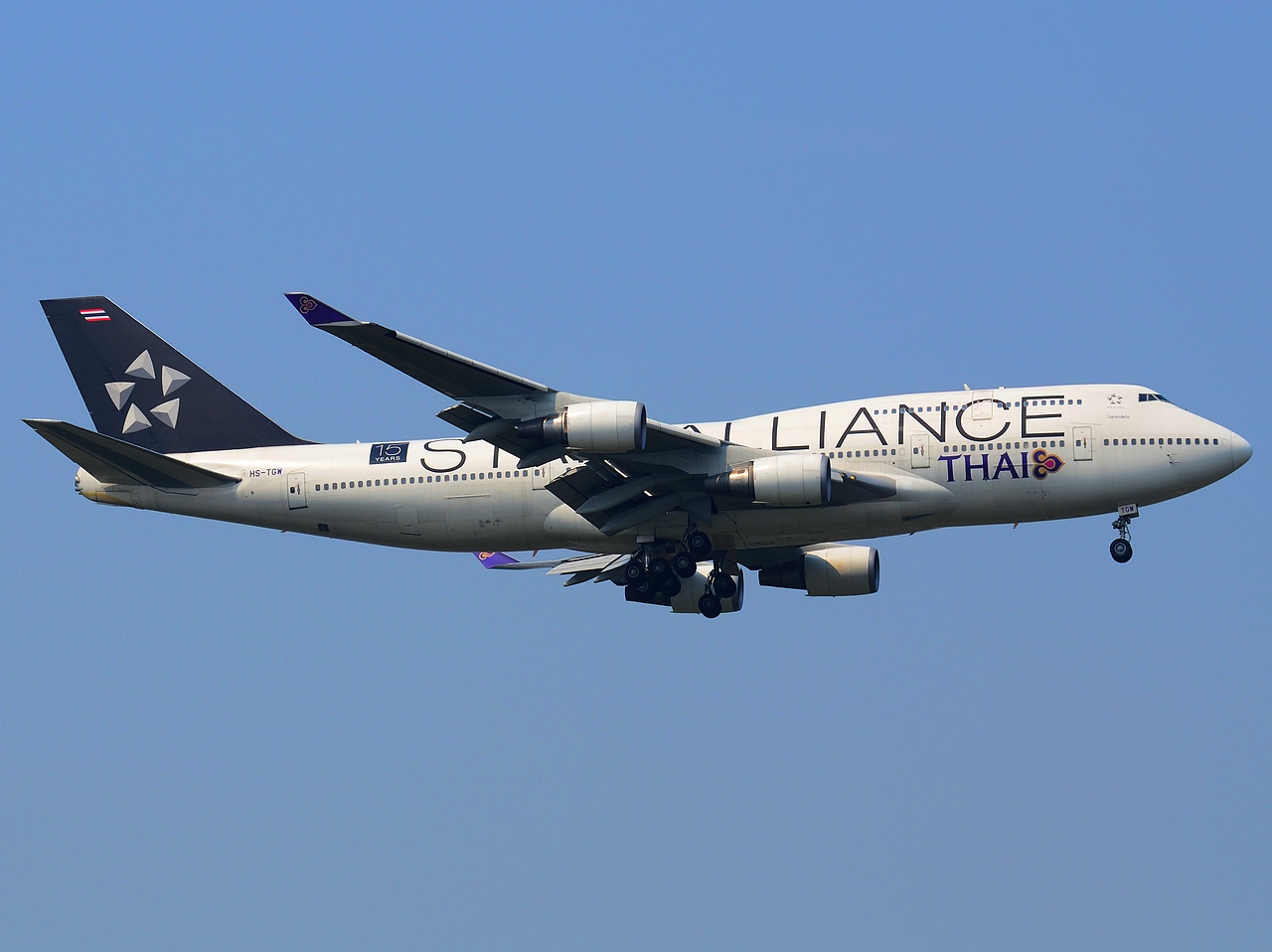 HS-TGW - 747-4D7 - Thai Airways International - BKK - 01-02-2013