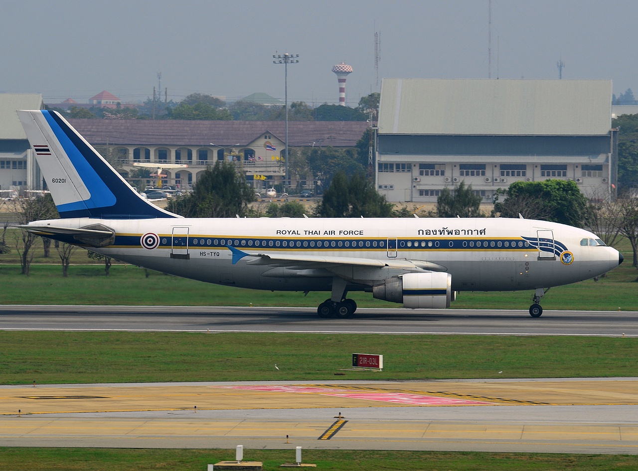 HS-TYQ - A310-324 - Royal Thai Air Force - DMK - 03-02-2013