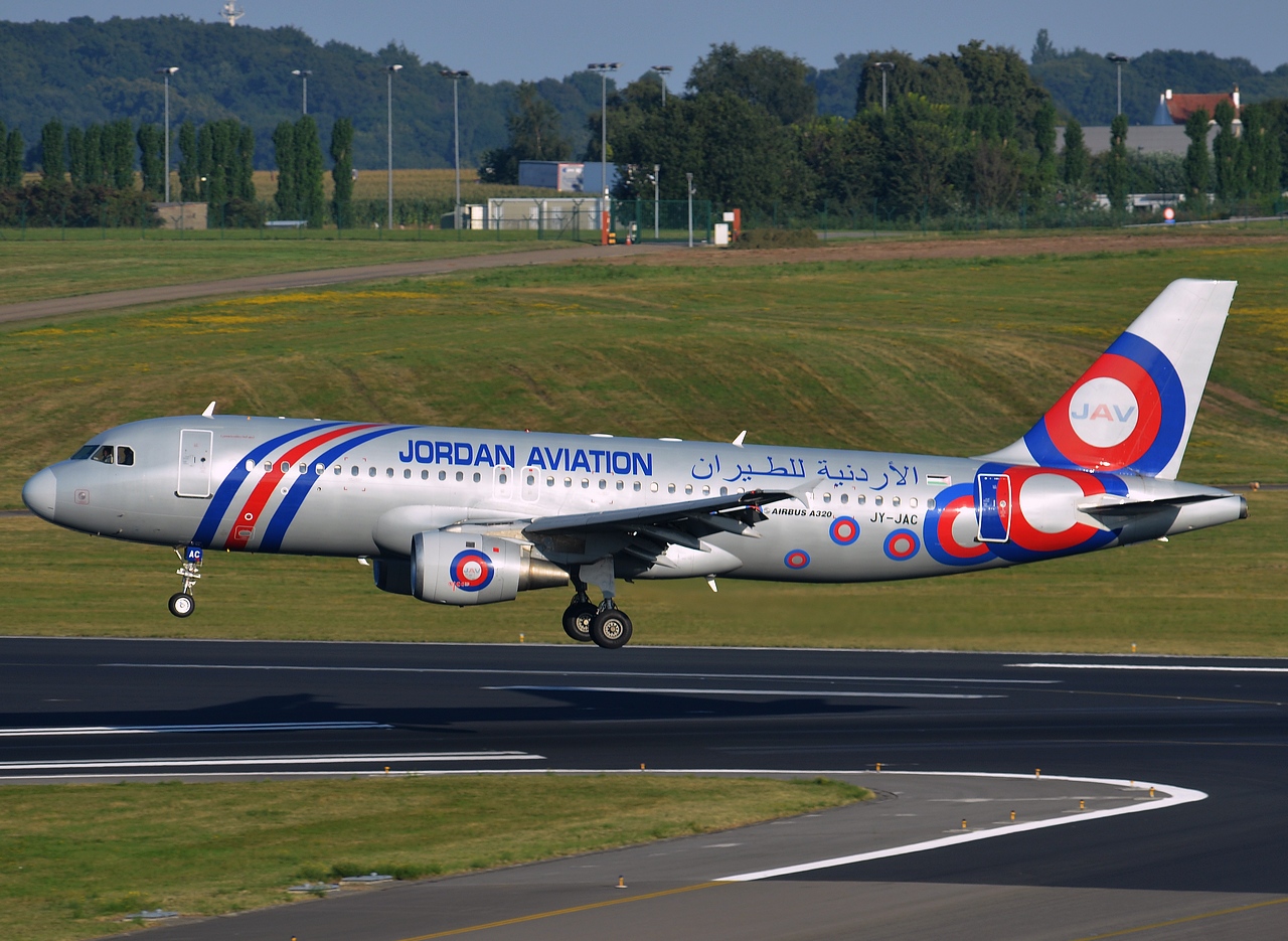 JY-JAC - A320-211 - Jordan Aviation - BRU - 23-08-2013