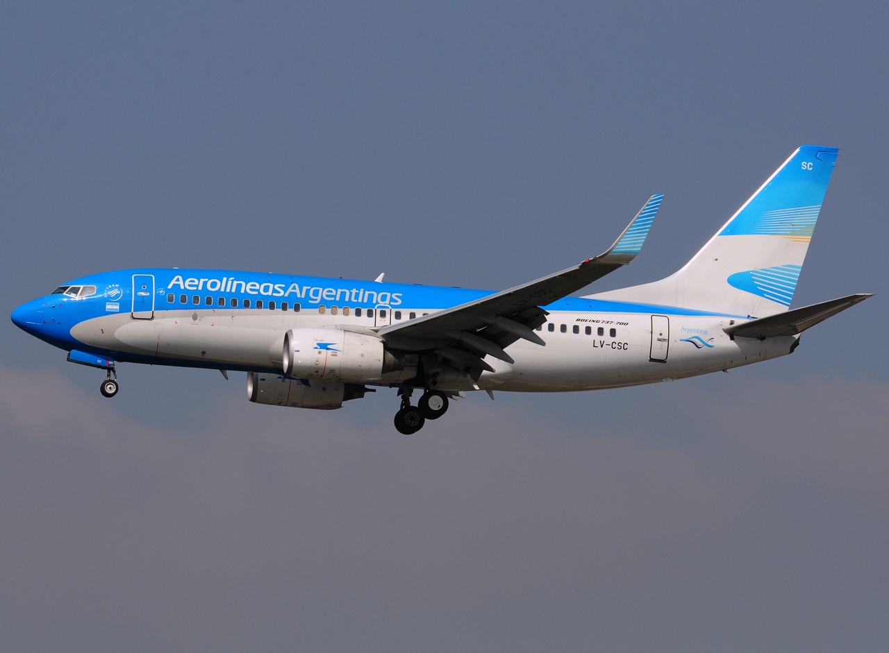 LV-CSC - 737-7Q8(WL) - Aerolineas Argentinas - GRU - 07-06-2013