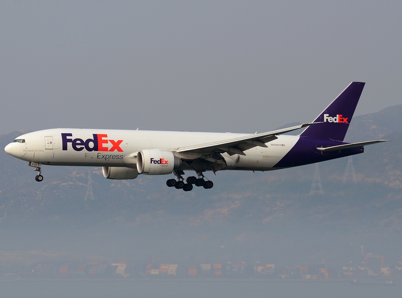 N856FD - 777-FS2 - Federal Express (FedEx) - HKG - 23-01-2013