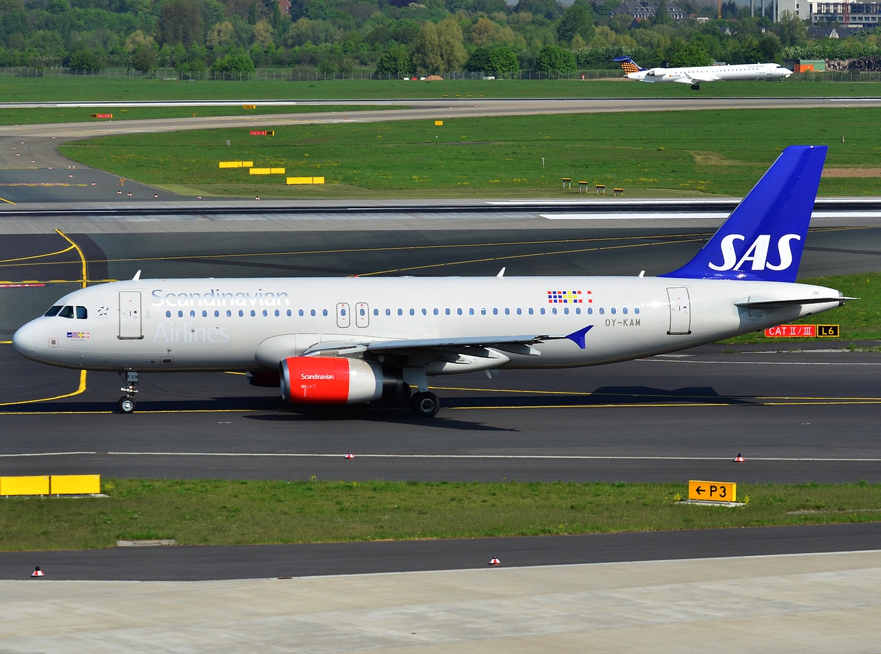 OY-KAM - A320-232 - SAS Scandinavian Airlines - DUS - 06-05-2013