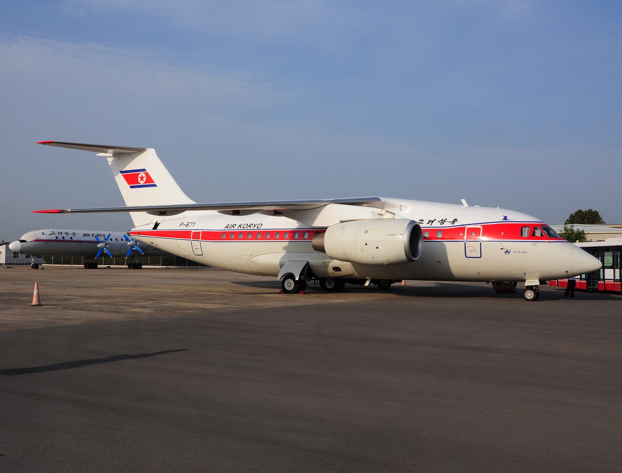 P-671 - Antonov An-148-100B - Air Koryo - FNJ - 17-09-2013b