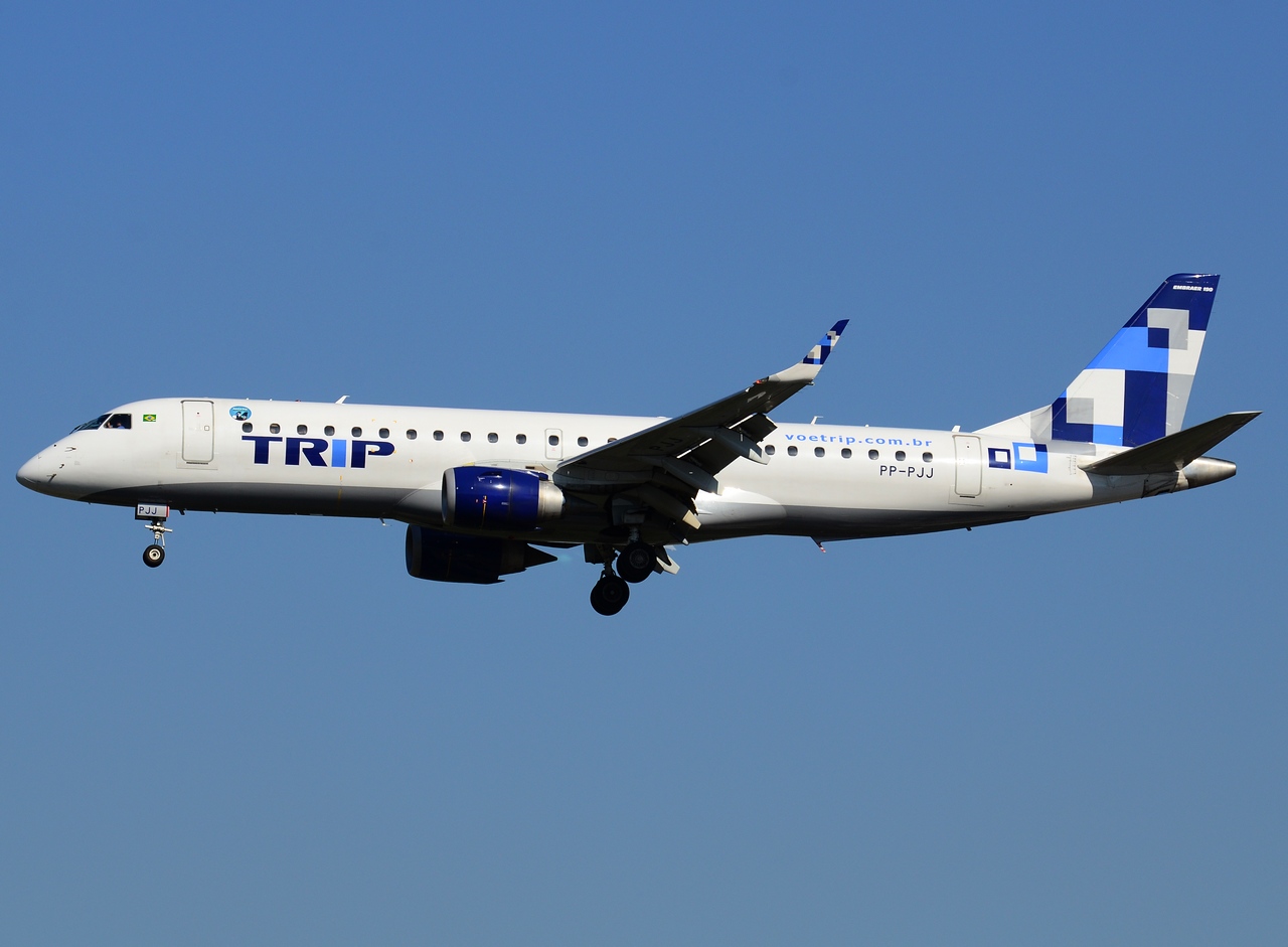 PP-PJJ - ERJ-190LR (ERJ-190-100 LR) - TRIP Linhas Aereas - GRU - 05-06-2013