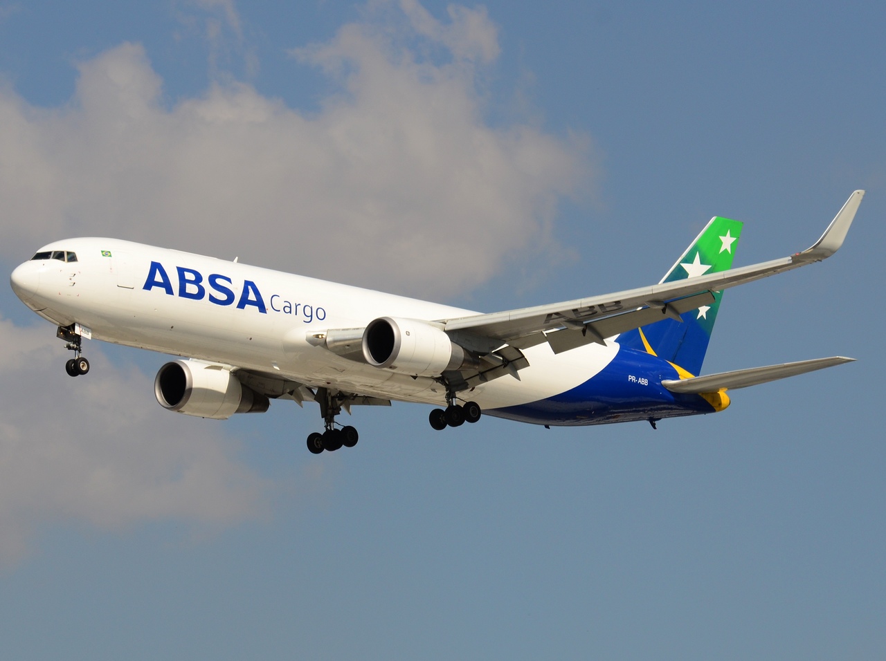 PR-ABB - 767-316F(ER)(WL) - ABSA Cargo - GRU - 07-06-2013