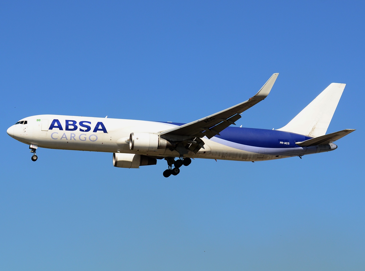 PR-ACG - 767-316F(ER)(WL) - ABSA Cargo - GRU - 05-06-2013