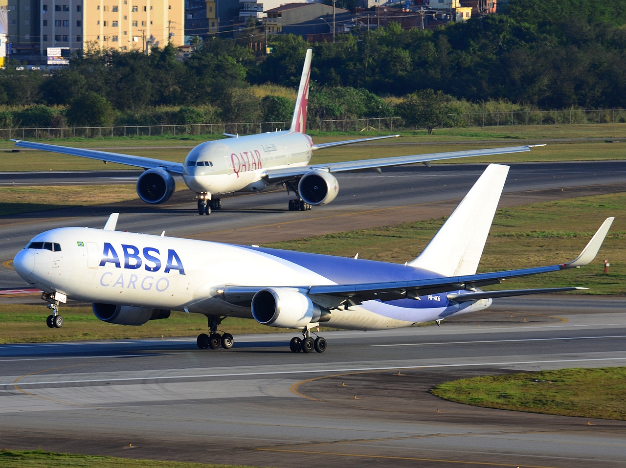 PR-ACG - 767-316F(ER)(WL) - ABSA Cargo - GRU - 07-06-2013b