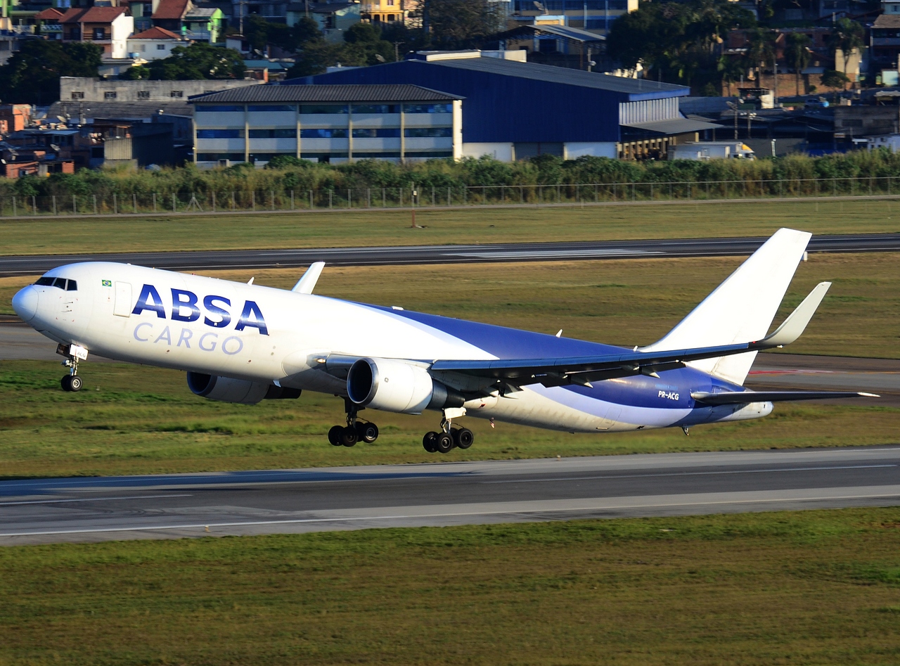 PR-ACG - 767-316F(ER)(WL) - ABSA Cargo - GRU - 07-06-2013c