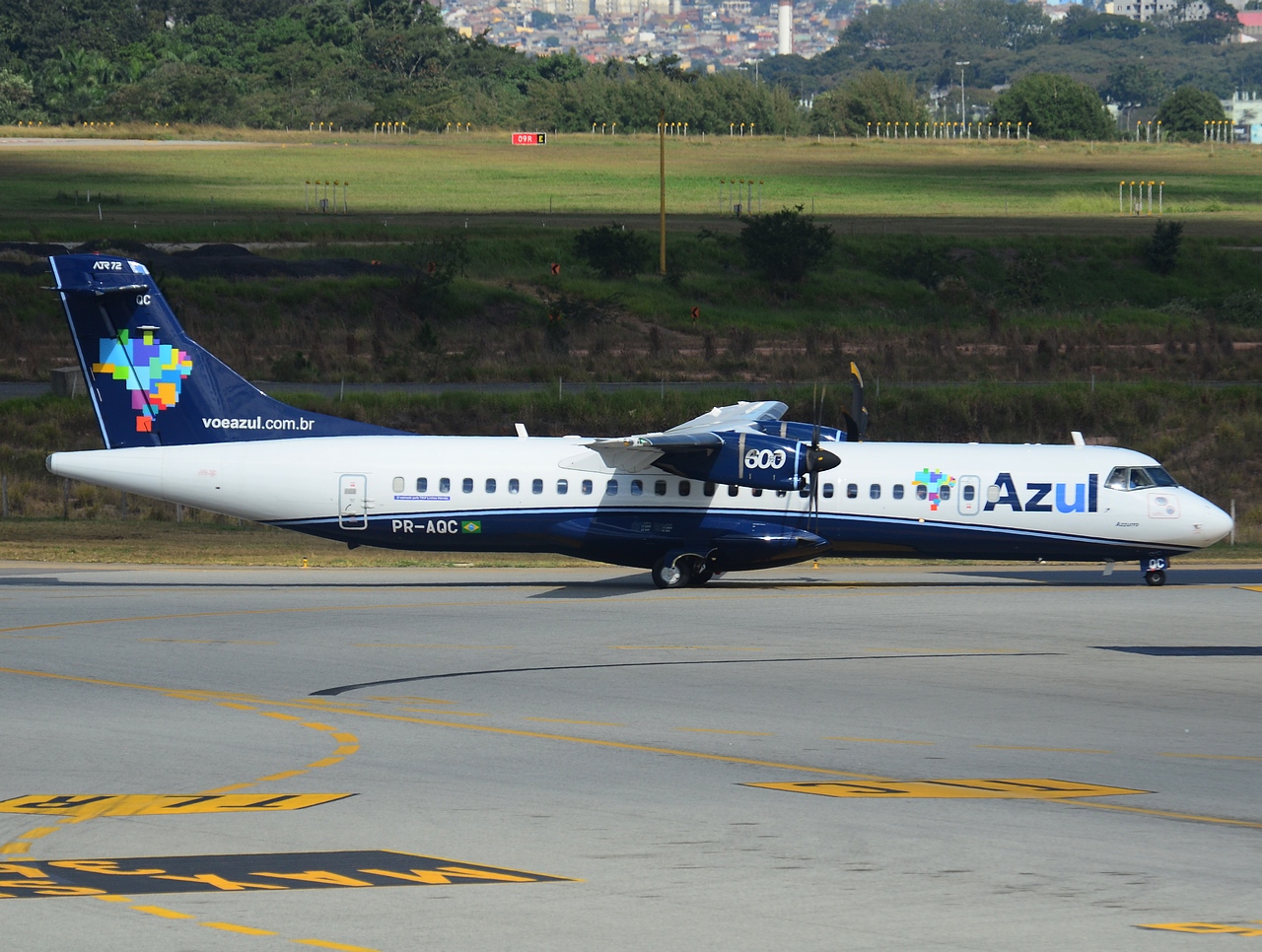 PR-AQC - ATR 72-600 (72-212A) - AZUL Linhas Aereas Brasileiras - GRU - 06-06-2013