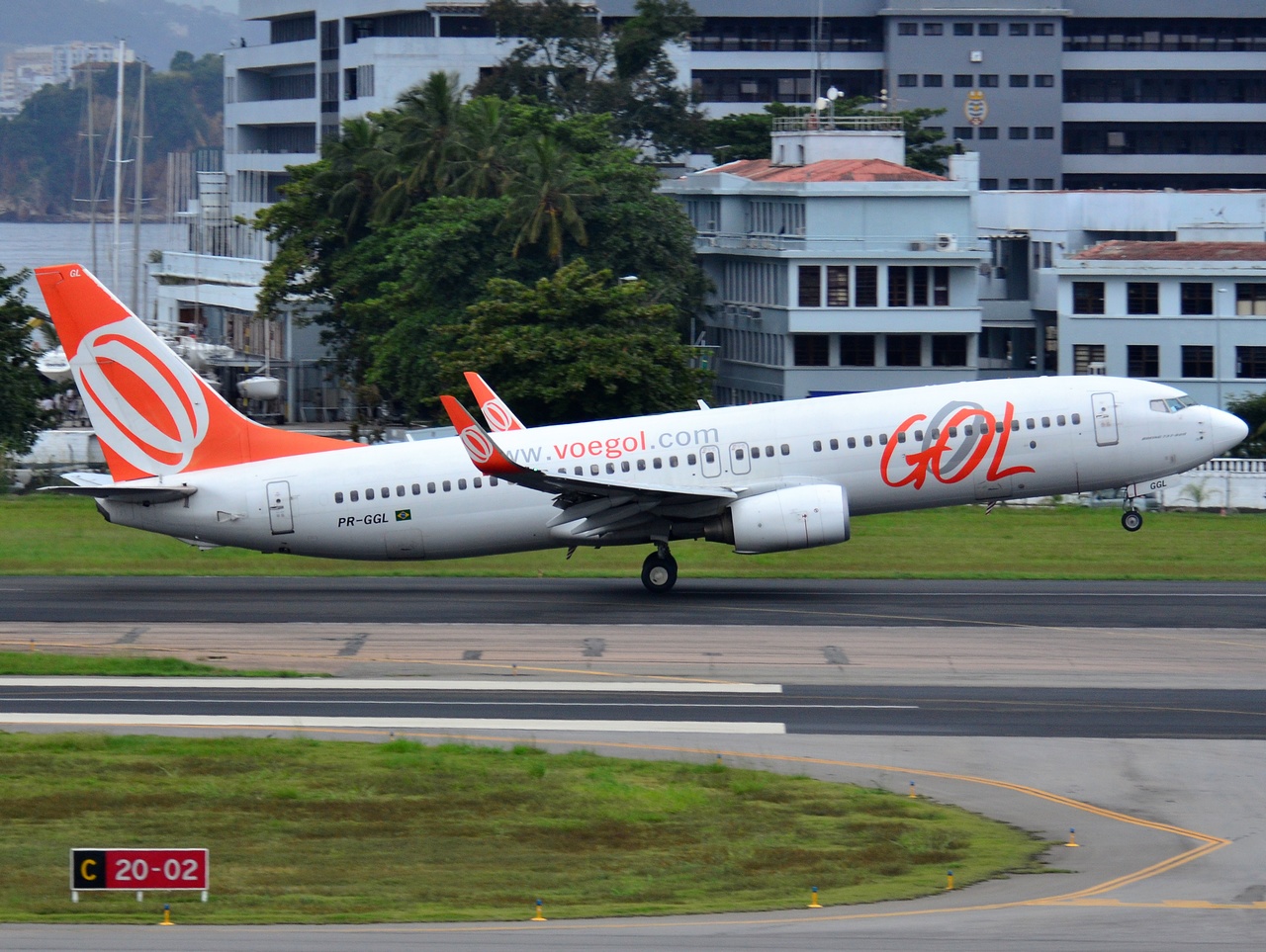 PR-GGL - 737-8EH(WL) - GOL _ Linhas Aereas Inteligentes - SDU - 04-06-2013