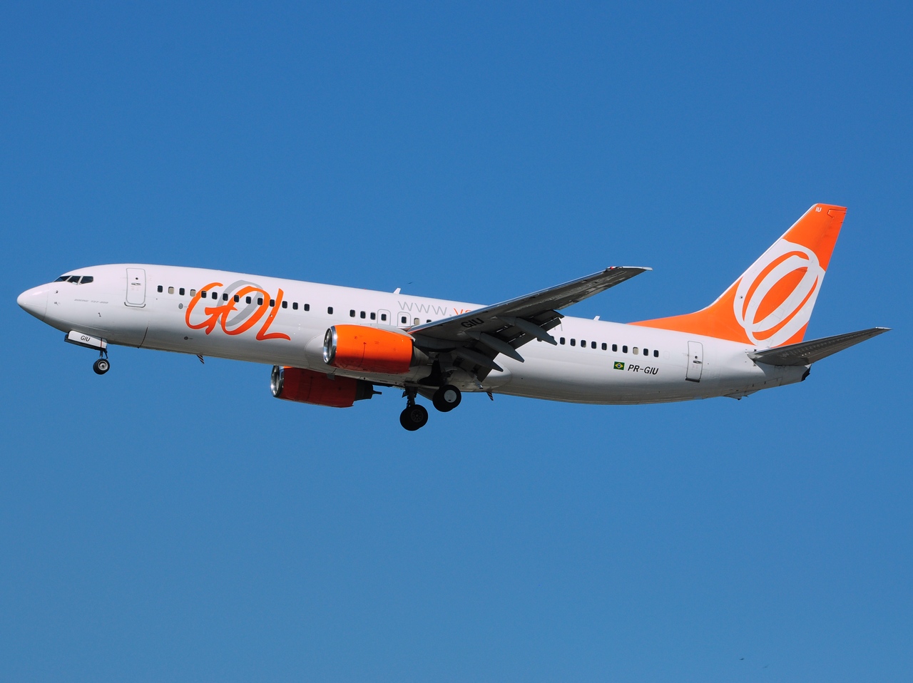 PR-GIU - 737-809 - GOL _ Linhas Aereas Inteligentes - GRU - 05-06-2013