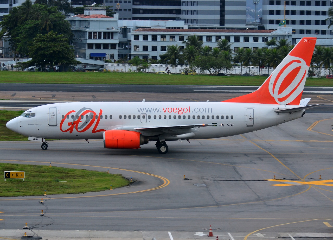 PR-GOI - 737-76N - GOL _ Linhas Aereas Inteligentes - SDU - 04-06-2013