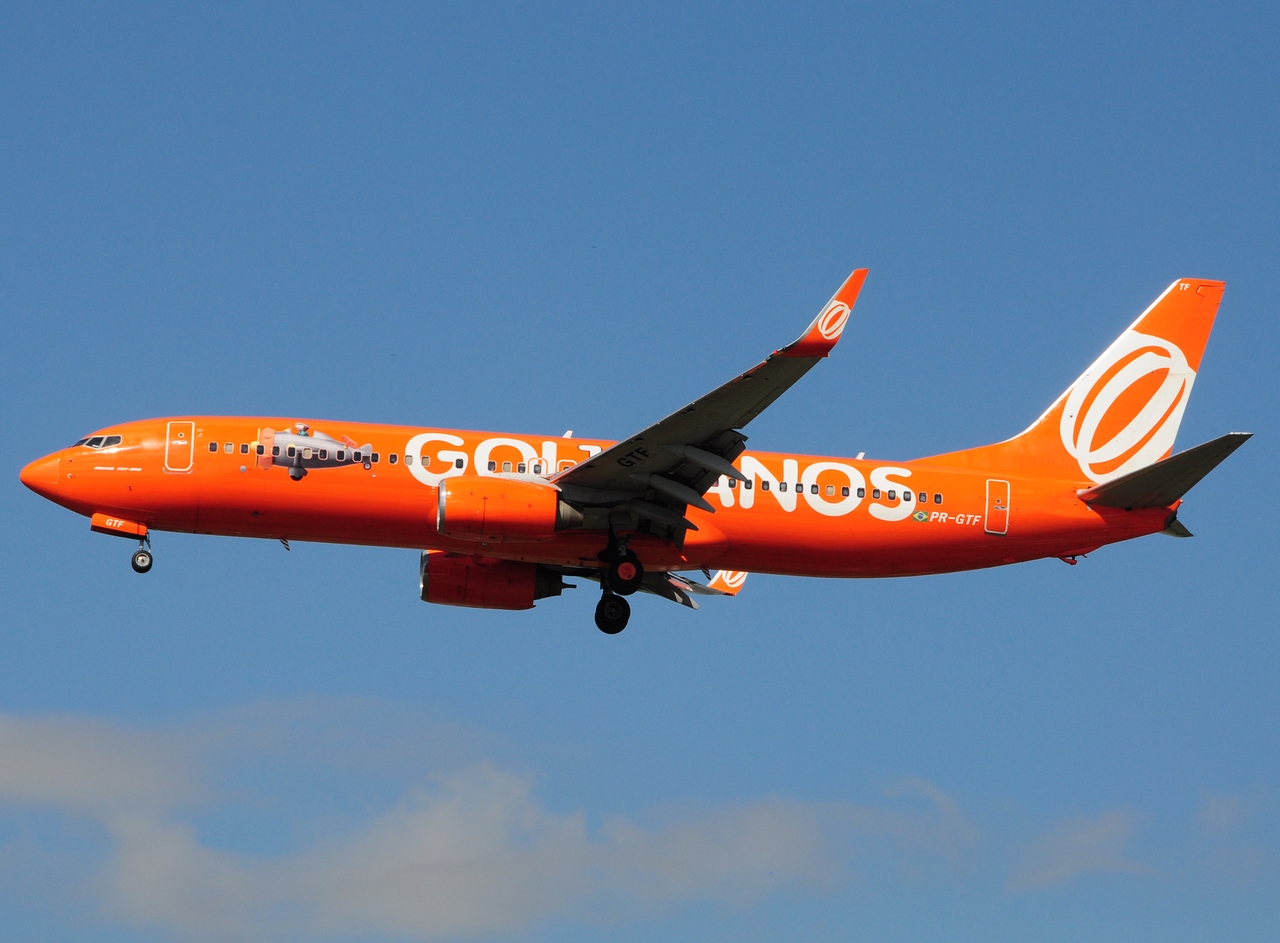 PR-GTF - 737-8EH(WL) - GOL _ Linhas Aereas Inteligentes - GRU - 06-06-2013