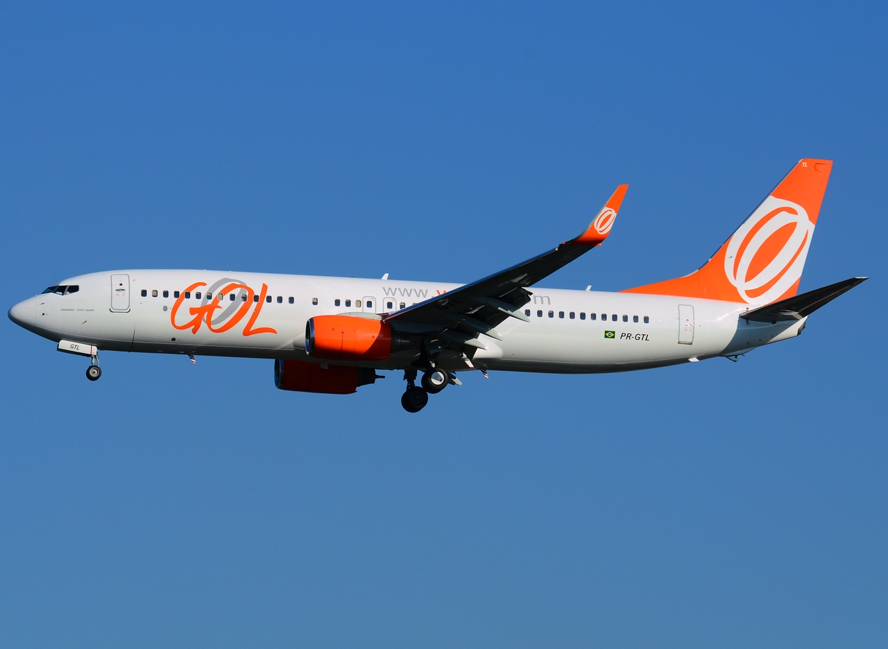 PR-GTL - 737-8EH(WL) - GOL _ Linhas Aereas Inteligentes - GRU - 05-06-2013