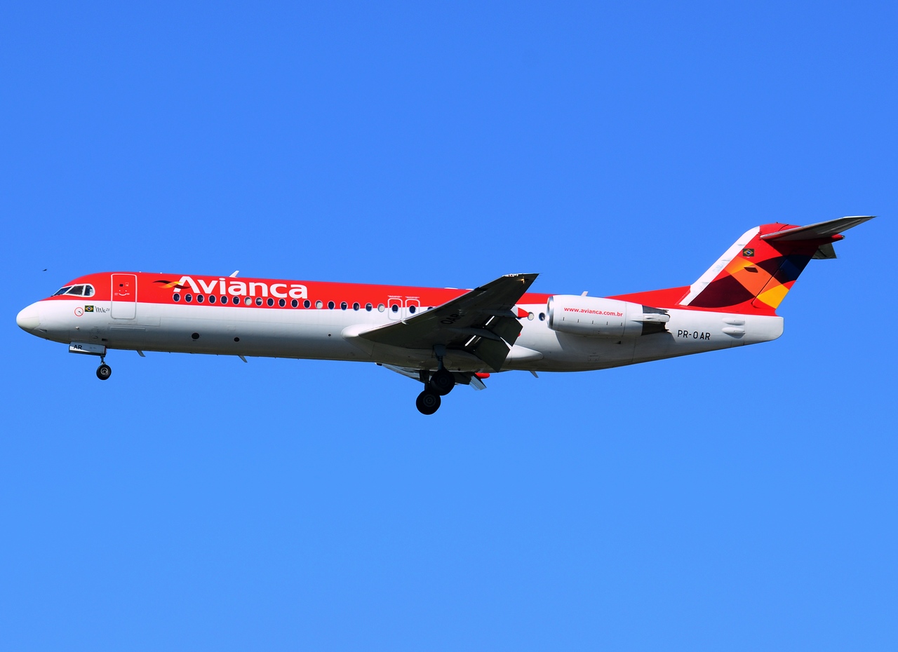 PR-OAR - Fokker 100 - Avianca Brasil - GRU - 05-06-2013