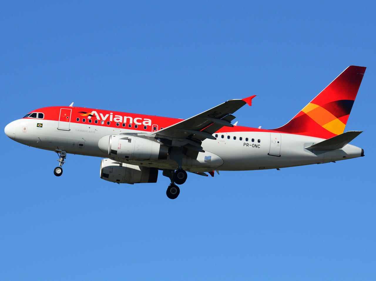 PR-ONC - A318-121 - Avianca Brasil - GRU - 06-06-2013