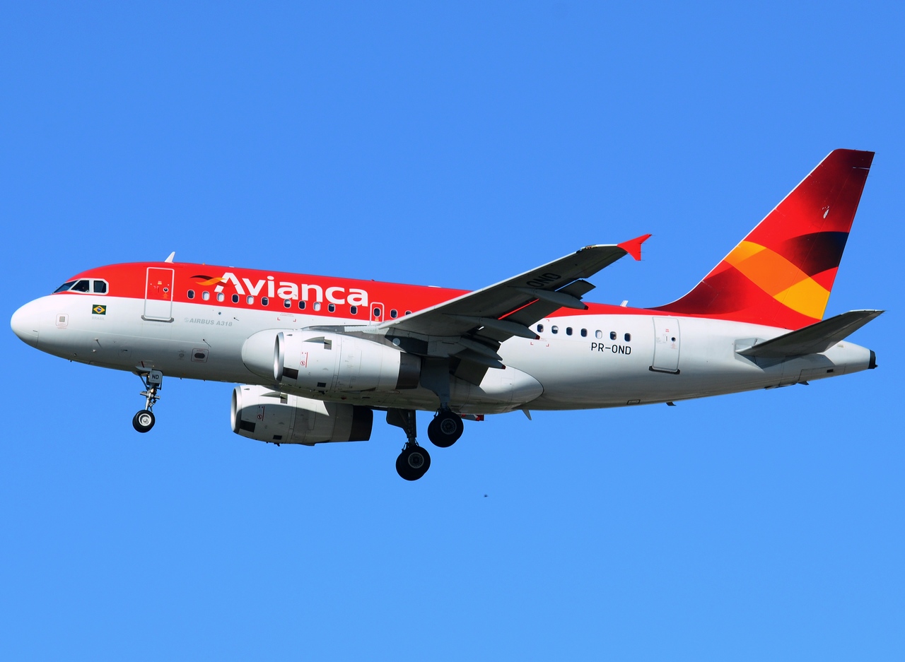 PR-OND - A318-121 - Avianca Brasil - GRU - 05-06-2013