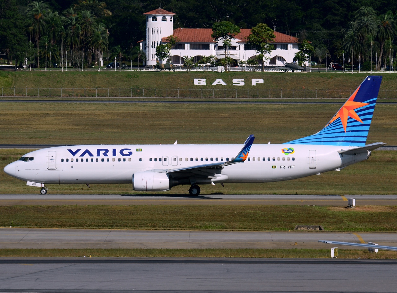 PR-VBF - 737-8EH(WL) - Varig - GRU - 06-06-2013