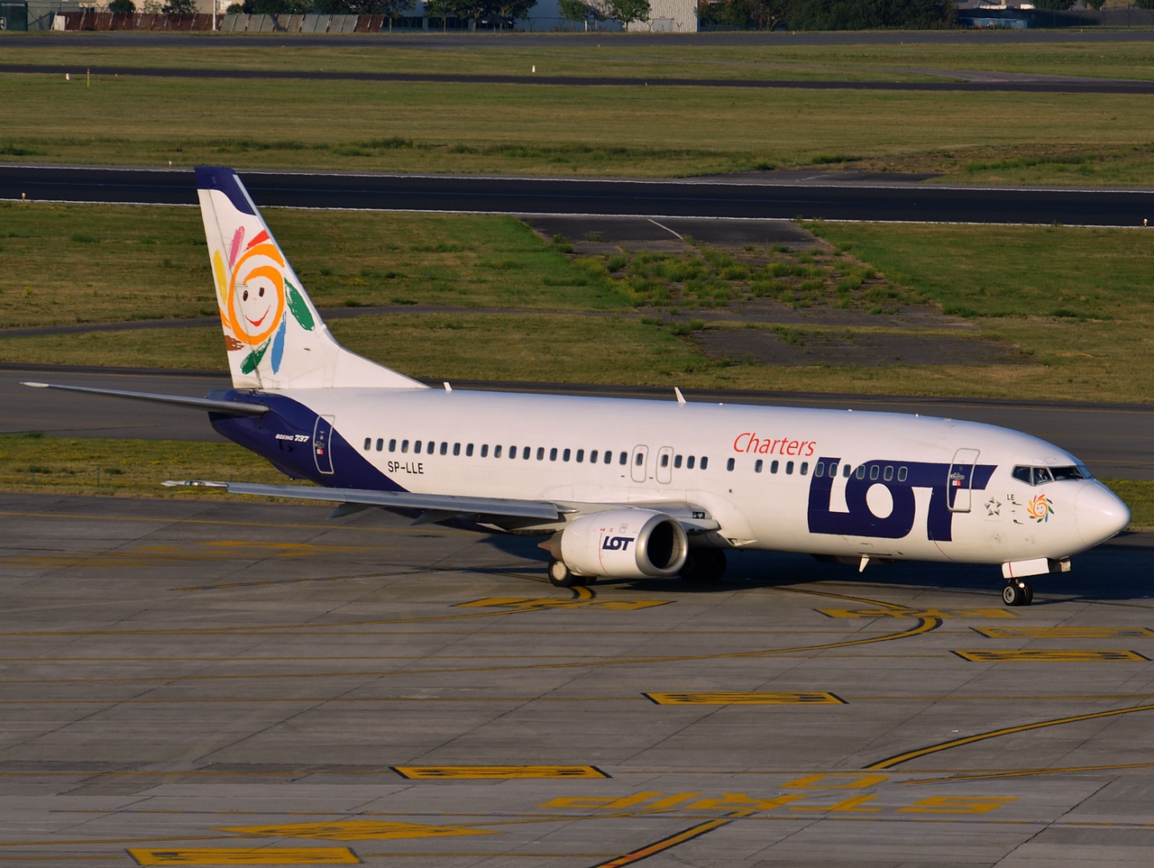 SP-LLE - 737-45D - LOT Charters - BRU - 23-08-2013b