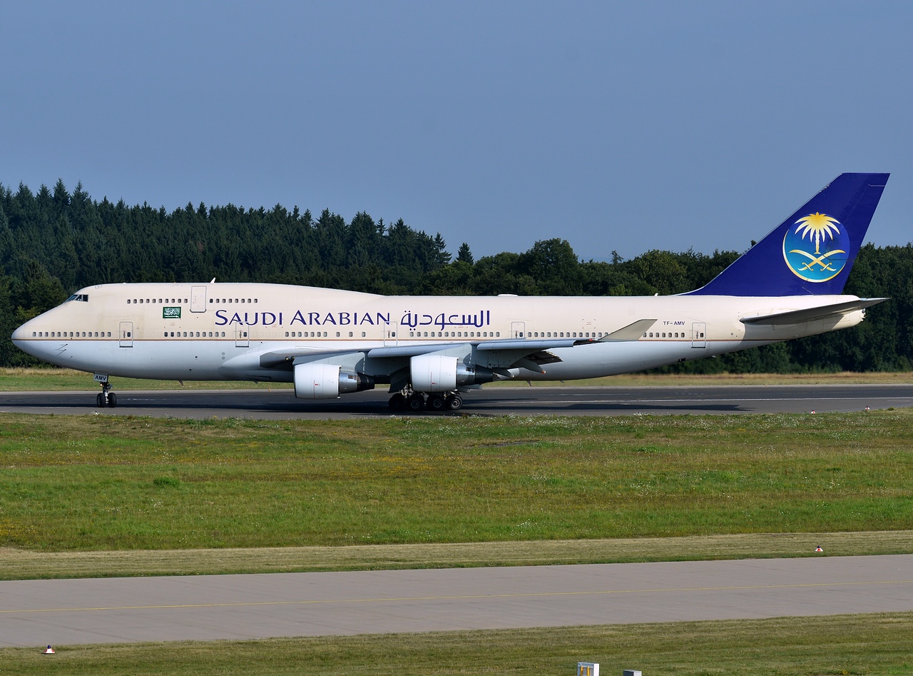 TF-AMV - 747-412 - Saudi Arabian Airlines - HHN - 22-08-2013