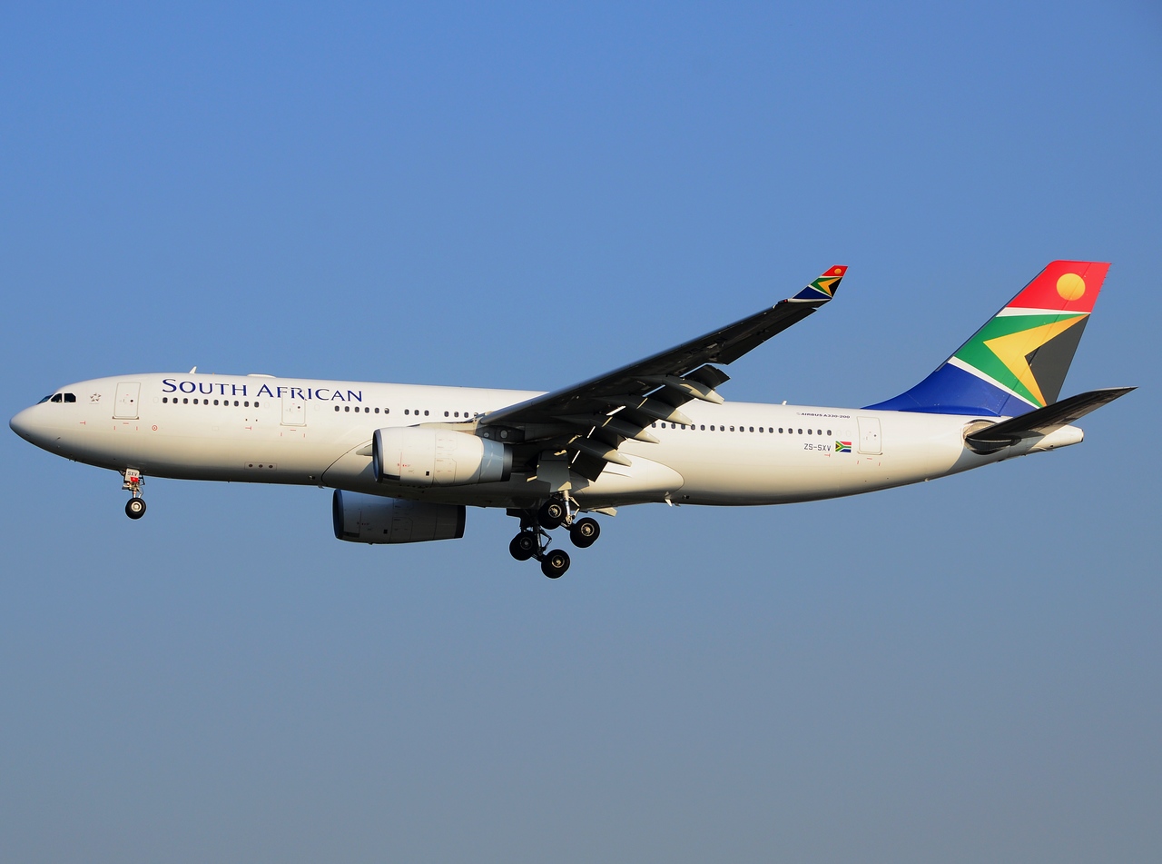 ZS-SXV - A330-243 - South African Airways - GRU - 08-06-2013