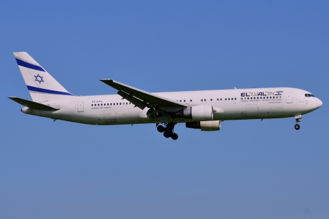 4X-EAJ - 767-330(ER) - El Al Israel Airlines - AMS - 07-07-2013
