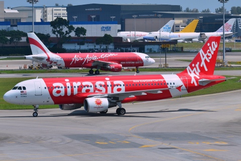 9M-AFQ - A320-216 - AirAsia - SIN - 29-01-2013c