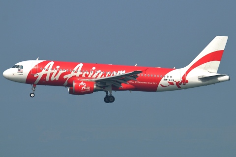9M-AHW - A320-216 - AirAsia - HKG - 23-01-2013