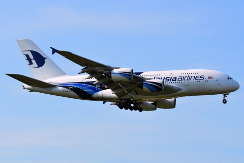 9M-MNB - A380-841 - Malaysia Airlines - LHR - 11-07-2013