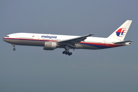 9M-MRL - 777-2H6(ER) - Malaysia Airlines - HKG - 23-01-2013
