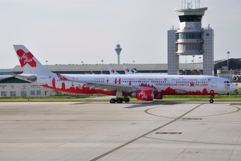 9M-XAA - A330-301 - AirAsia X - KUL - 26-01-2013