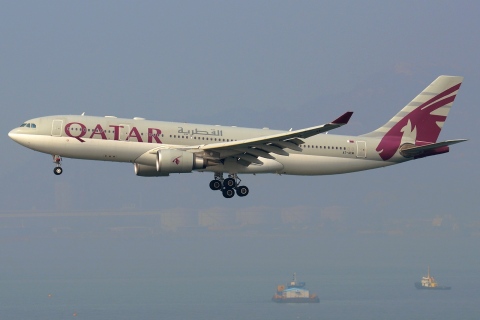 A7-ACM - A330-202 - Qatar Airways - HKG - 23-01-2013