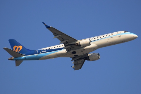 B-16823 - ERJ-190AR (ERJ-190-100 IGW) - Mandarin Airlines - HKG - 25-01-2013