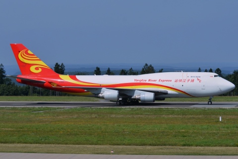 B-2422 - 747-4EVF(ER) - Jade Cargo International - HHN - 22-08-2013b