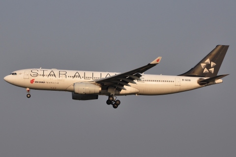 B-6091 - A330-243 - Air China - PEK - 21-09-2013