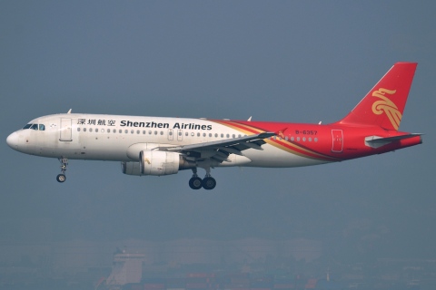 B-6357 - A320-214 - Shenzhen Airlines - HKG - 23-01-2013