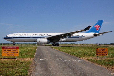B-6502 - A330-343 - China Southern Airlines - AMS - 07-07-2013