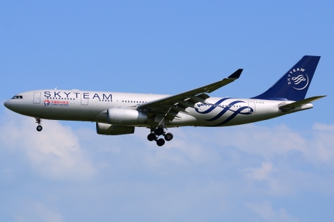 B-6538 - A330-243 - China Eastern Airlines - SIN - 27-01-2013