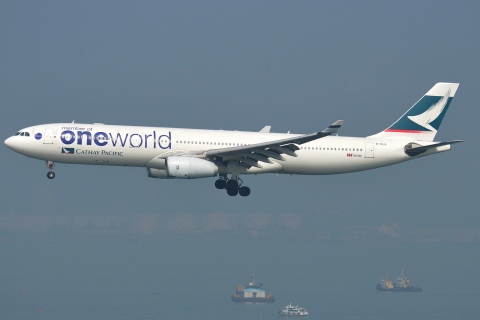 B-HLU - A330-343 - Cathay Pacific Airways - HKG - 23-01-2013
