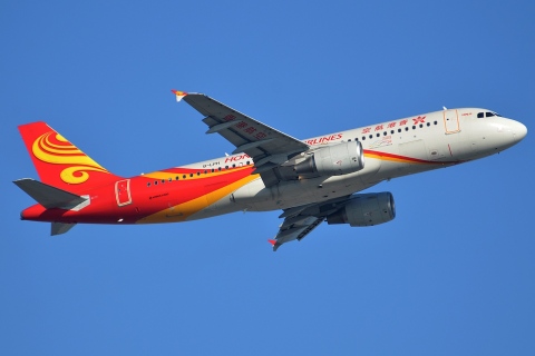 B-LPH - A320-214 - Hong Kong Airlines - HKG - 22-01-2013