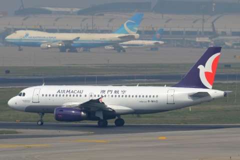 B-MAO - A319-132 - Air Macau - PEK - 21-09-2013